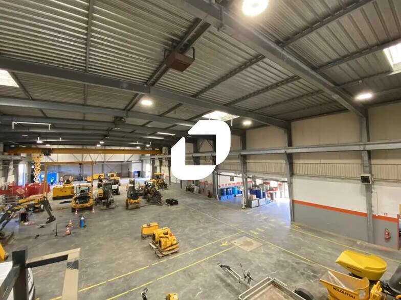 Bureau dans Roissy-en-France à louer - Photo de l’immeuble – Image 3 sur 7