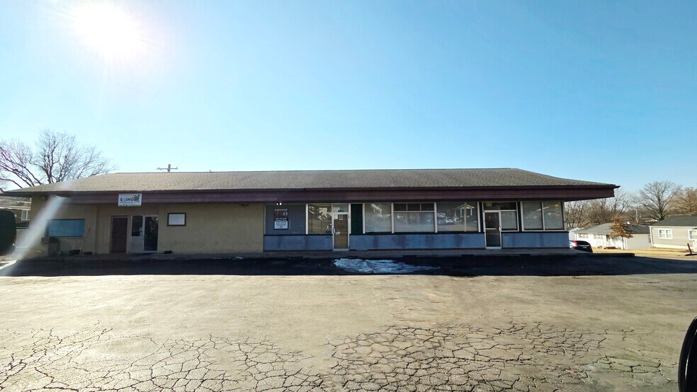 4808 Forman Rd, Affton, MO à louer - Photo principale – Image 1 sur 7
