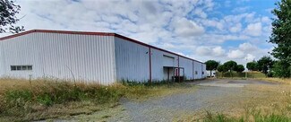 Plus de détails pour Local d'activités à louer