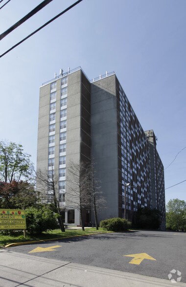 489 W State St, Trenton, NJ à louer - Photo de l’immeuble – Image 2 sur 31