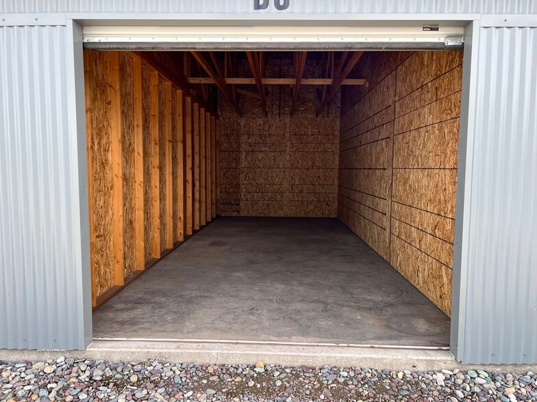 21 Sunset Dr, Kalispell, MT à vendre - Photo de l’immeuble – Image 2 sur 11