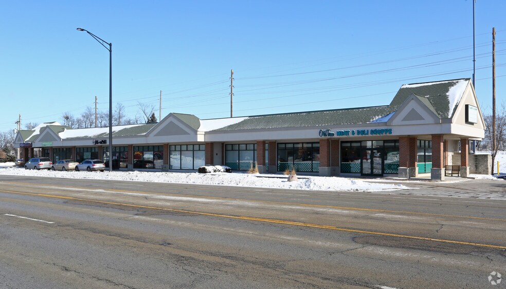 2000 S Neil St, Champaign, IL à louer - Photo principale – Image 2 sur 7