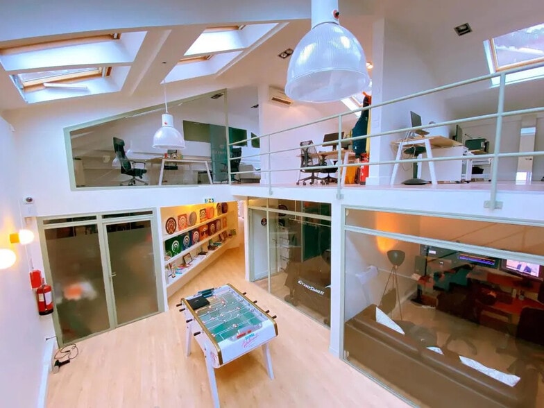 Bureau dans Boulogne-Billancourt à vendre - Photo de l’immeuble – Image 1 sur 7