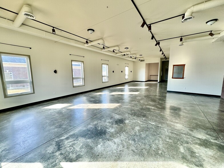 216 Evergreen Dr, Glen Carbon, IL à louer - Photo intérieure – Image 2 sur 11