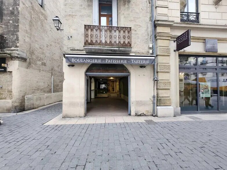 Local commercial dans Montpellier à louer - Photo de l’immeuble – Image 2 sur 13