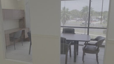 13825 US Highway 19, Hudson, FL à louer - Vidéo sur l’annonce professionnelle