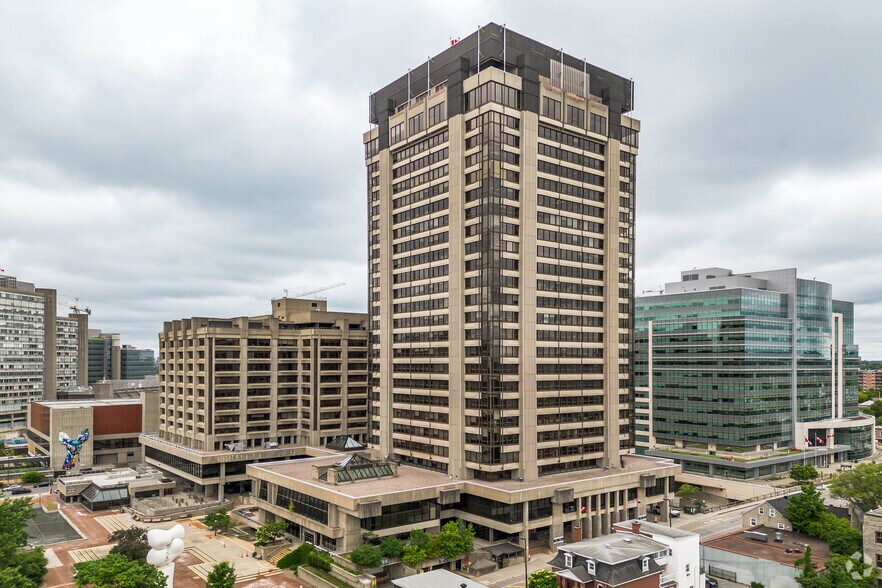 50 Rue Victoria, Gatineau, QC à louer - Photo principale – Image 1 sur 4