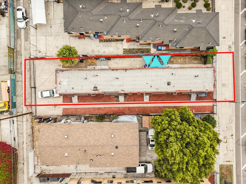 10712 S Broadway, Los Angeles, CA à vendre - Photo de l’immeuble – Image 3 sur 9