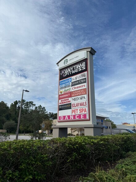 4930-4962 Ridgemoor Blvd, Palm Harbor, FL à louer - Photo de l’immeuble – Image 2 sur 4