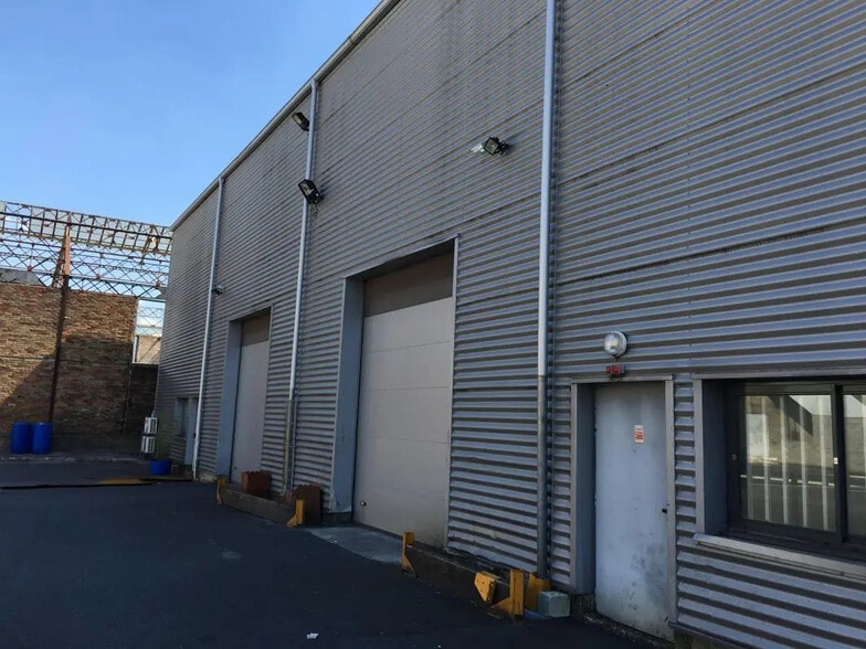 Industriel/Logistique dans La Courneuve à louer - Photo de l’immeuble – Image 3 sur 20
