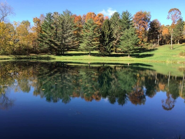 7896 Roundhouse Rd, New Marshfield, OH à vendre - Photo principale – Image 1 sur 10