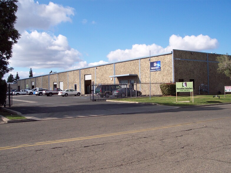 2615 N Argyle Ave, Fresno, CA à louer - Photo principale – Image 1 sur 1