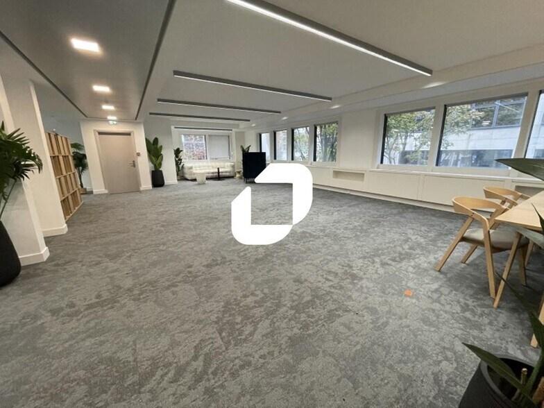 Bureau dans Boulogne-Billancourt à louer - Photo de l’immeuble – Image 3 sur 15