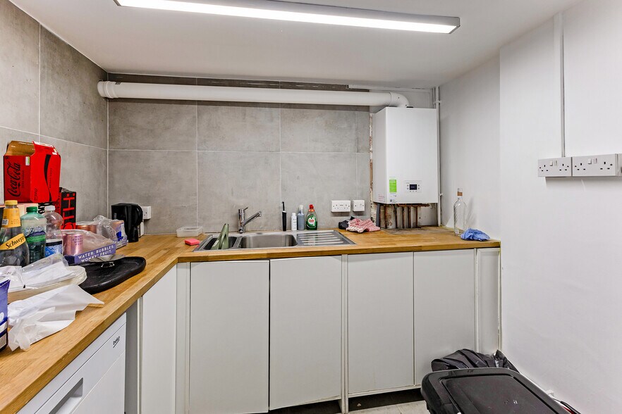 340 Old York Rd, Londres à louer - Photo de l’immeuble – Image 3 sur 24