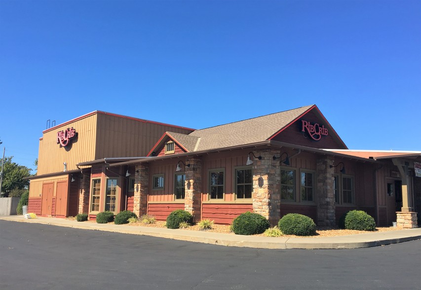111 E Parsons Ave, Warrensburg, MO à louer - Photo de l’immeuble – Image 2 sur 3