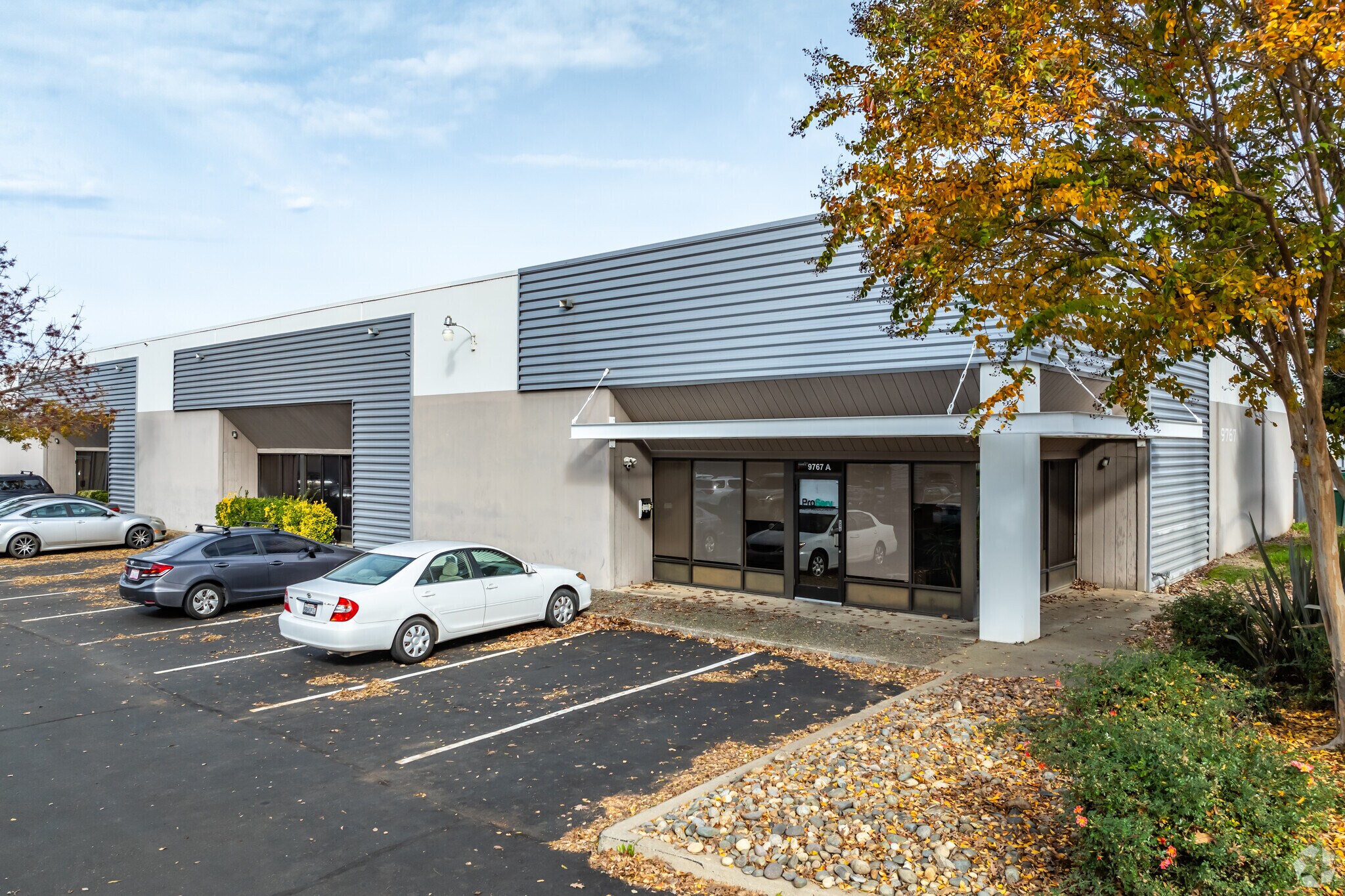9767 Business Park Dr, Sacramento, CA à vendre Photo principale– Image 1 sur 7