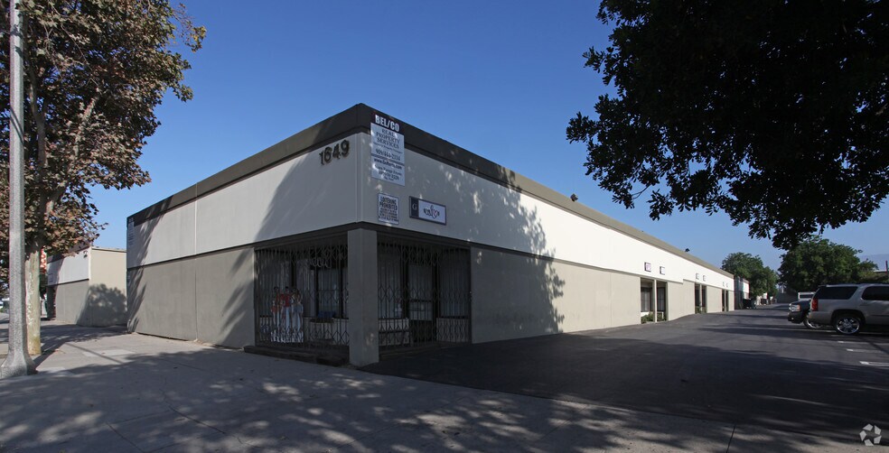1649 E Mission Blvd, Pomona, CA à louer - Photo de l’immeuble – Image 2 sur 8
