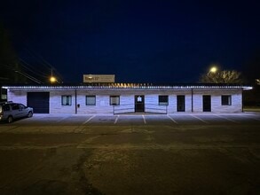 2225 Wabash Ave, Terre Haute, IN à louer Photo de l’immeuble– Image 2 sur 6