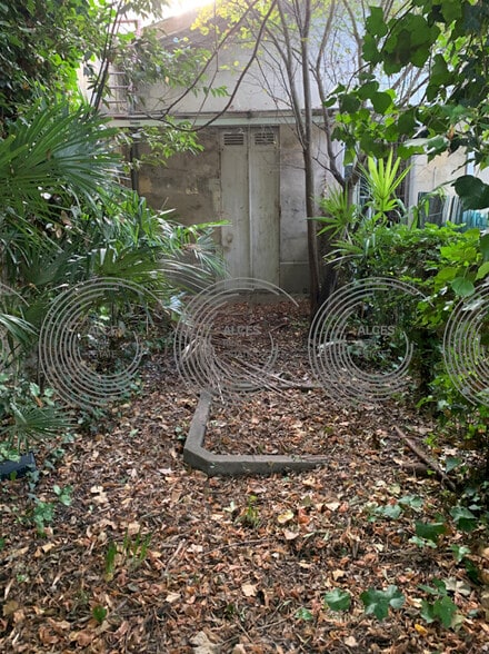 Bureau dans Bordeaux à vendre - Photo de l’immeuble – Image 2 sur 2