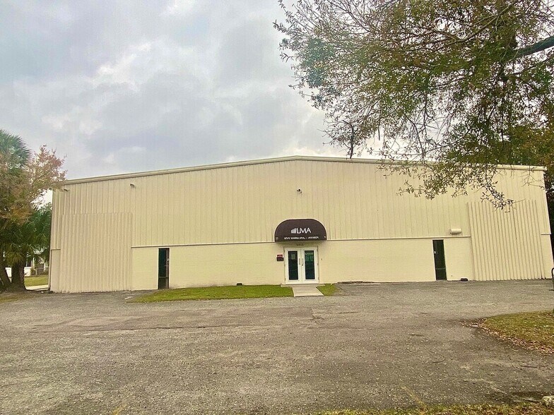 2415 N Albany Ave, Tampa, FL à louer - Photo de l’immeuble – Image 2 sur 9