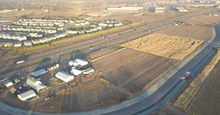 Donna Farms at Hwy 10 and Riverdale Drive, Ramsey, MN à vendre - Aérien – Image 1 sur 4