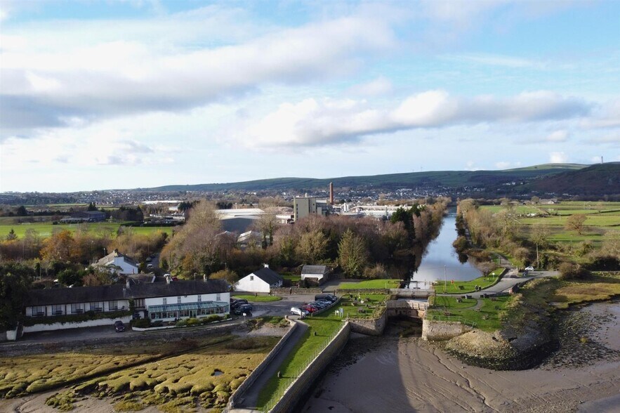 Canal Foot, Ulverston à vendre - Photo de l’immeuble – Image 1 sur 39