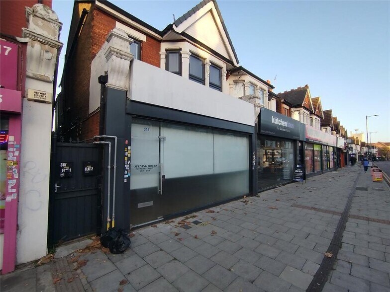 315 London Rd, Westcliff On Sea à louer - Photo principale – Image 1 sur 6
