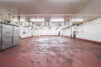 1530 1st St, San Fernando, CA à louer Photo intérieure– Image 2 sur 11