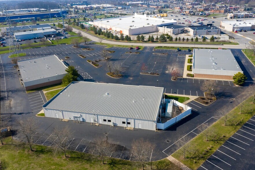 7177 Northgate Way, Westerville, OH à louer - Photo de l’immeuble – Image 1 sur 3