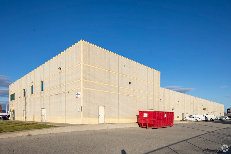 2960 Drew Rd, Mississauga, ON à vendre - Photo de l’immeuble – Image 3 sur 4