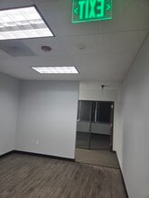 11498 Luna Rd, Farmers Branch, TX à louer Photo intérieure– Image 2 sur 14