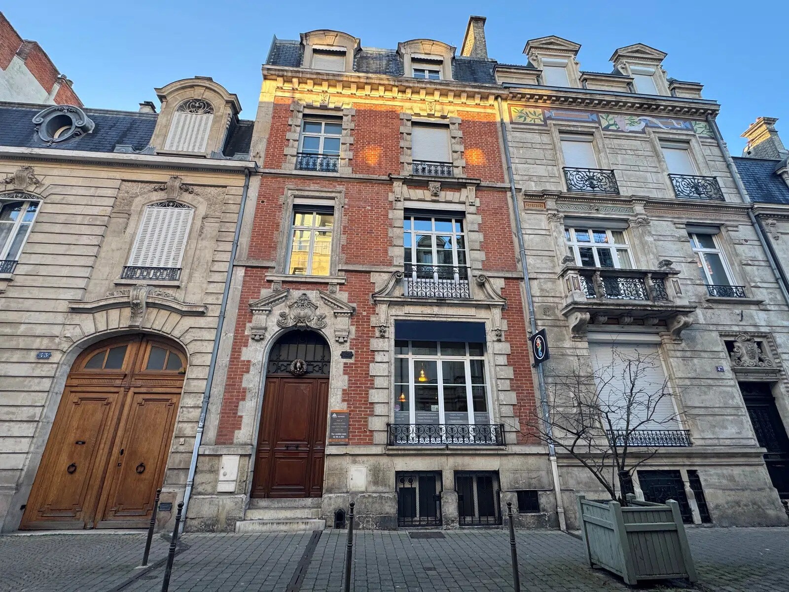 45 Rue Jeanne D'Arc, Reims à louer Photo de l’immeuble– Image 1 sur 6