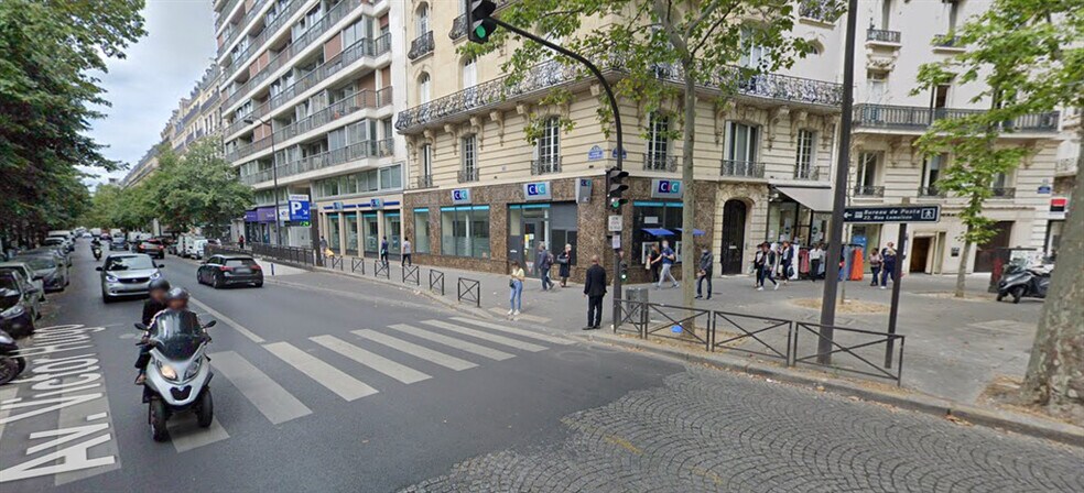 Local commercial dans Paris à louer - Photo de l’immeuble – Image 3 sur 3
