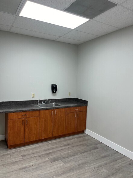 11341-11491 Interchange Cir S, Miramar, FL à louer - Photo intérieure – Image 3 sur 6