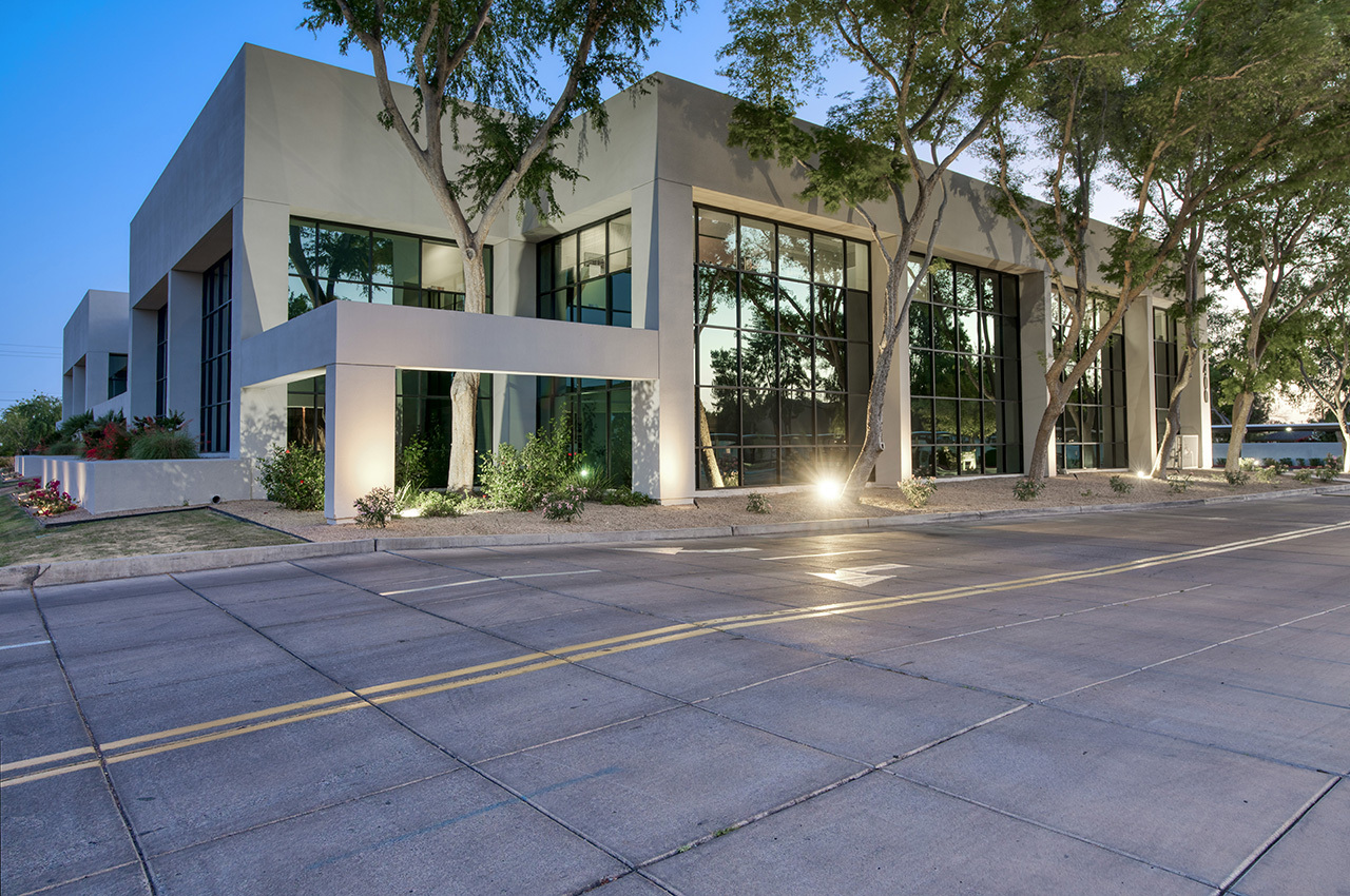 4444 N 32nd St, Phoenix, AZ à louer Photo de l’immeuble– Image 1 sur 14