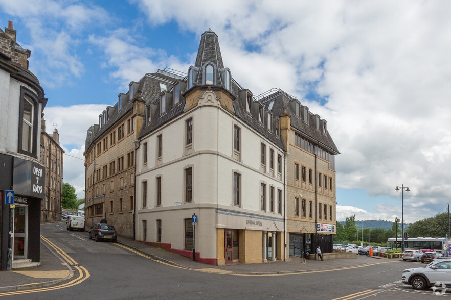 17-21 Maxwell Pl, Stirling à louer - Photo de l’immeuble – Image 2 sur 9