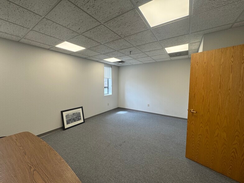 110 Winn St, Woburn, MA à louer - Photo de l’immeuble – Image 2 sur 15