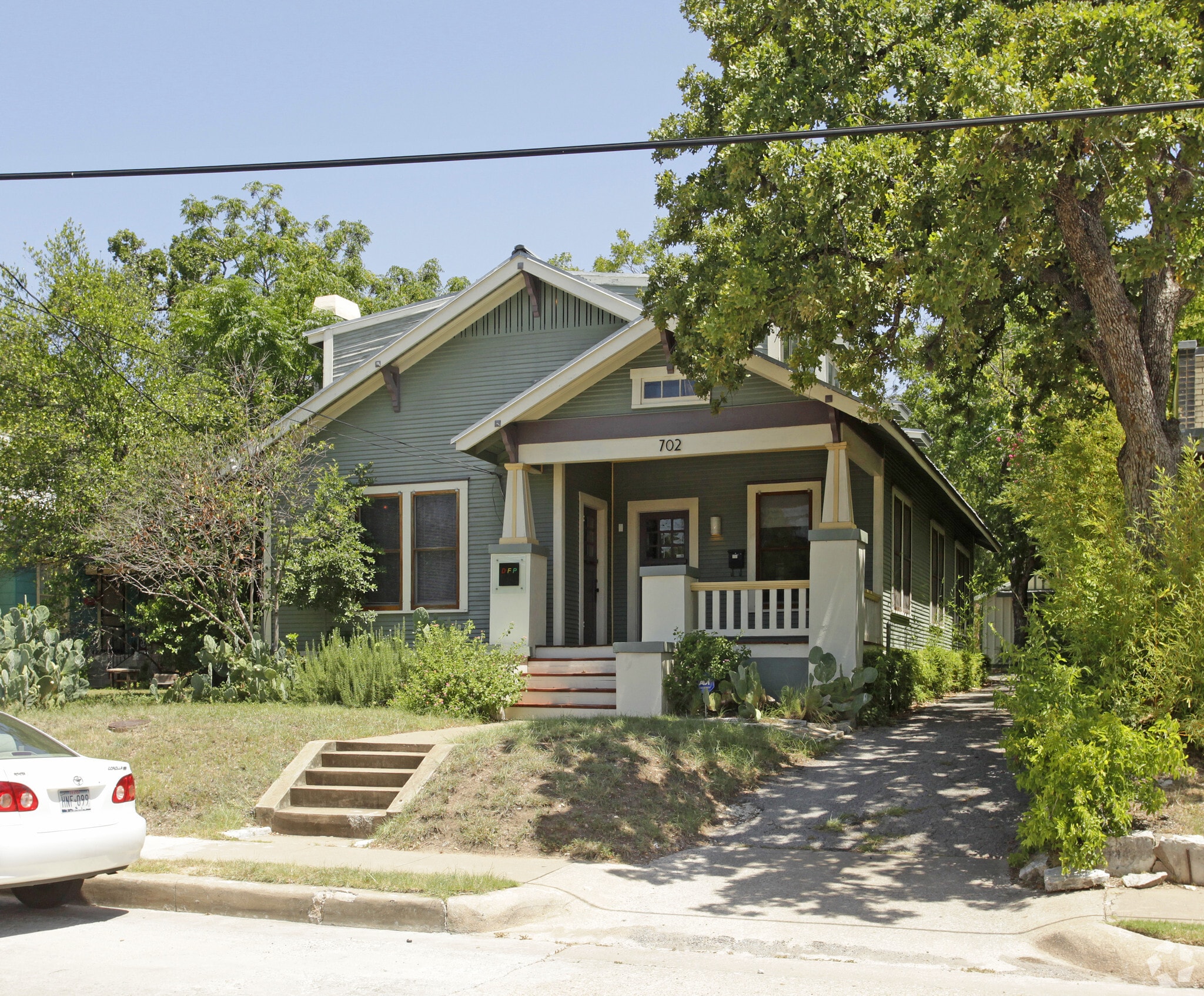 702 W 34th St, Austin, TX à louer Photo principale– Image 1 sur 8