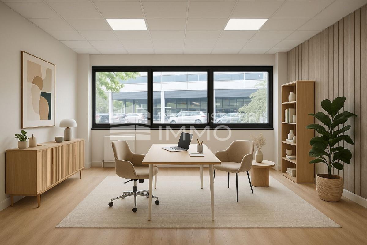Bureau dans Sucy En Brie à louer Photo intérieure– Image 1 sur 4
