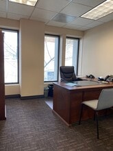 640 3rd St, Santa Rosa, CA à louer Photo intérieure– Image 2 sur 7