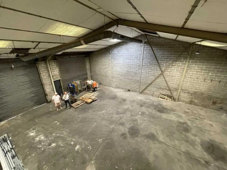 Local d'activités dans Saint-Aubin-lès-Elbeuf à vendre - Photo intérieure – Image 3 sur 9