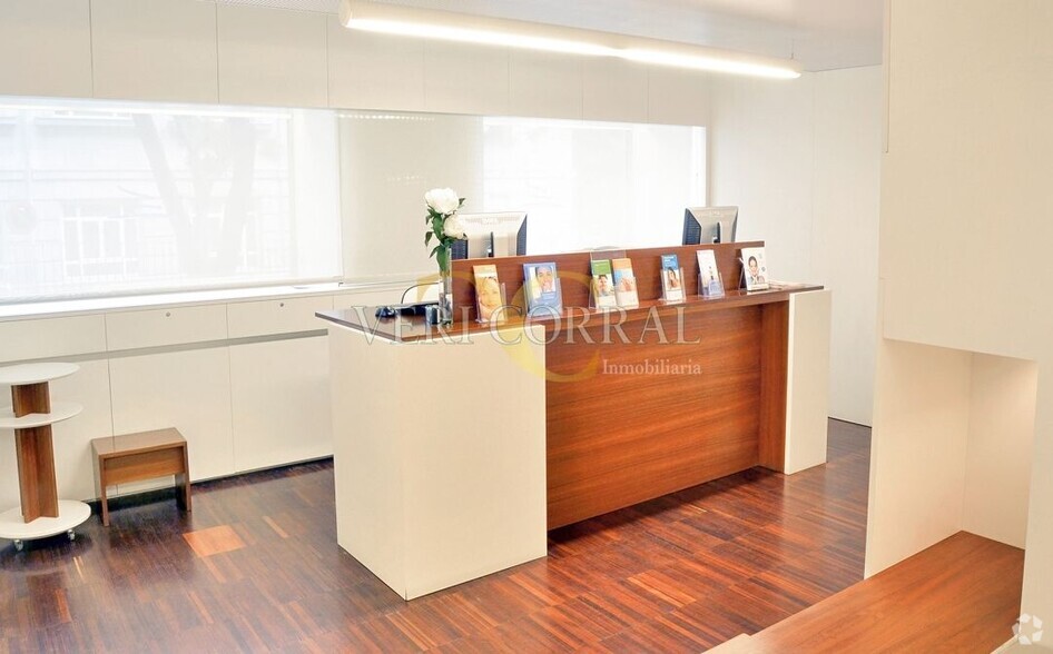 Immeuble residentiel dans Madrid, Madrid à vendre - Photo intérieure – Image 1 sur 1