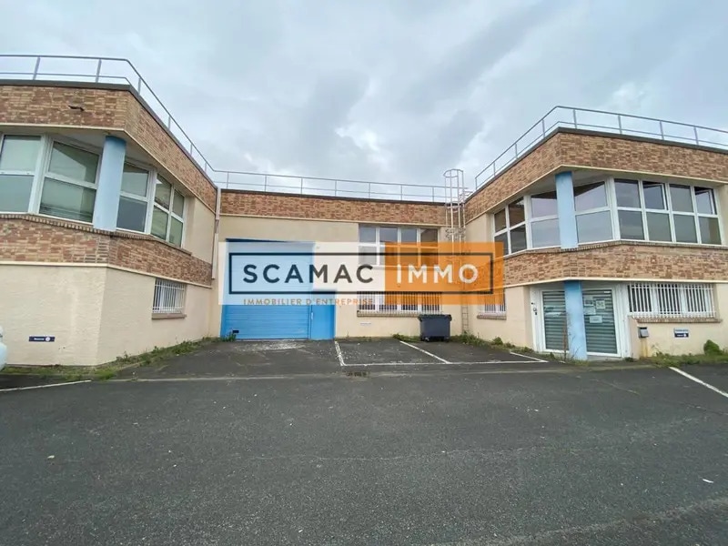 Local d’activités dans Ivry-sur-Seine à louer Photo de l’immeuble– Image 1 sur 17