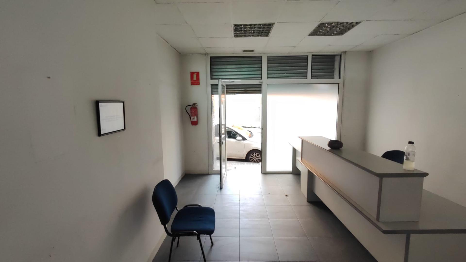 Local commercial dans Manresa, Barcelona à louer Plan d’étage– Image 1 sur 7
