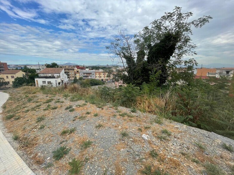 Montañeta en Font Pudenta portefeuille de 2 biens à vendre sur LoopNet.fr - Photo de l’immeuble – Image 3 sur 5