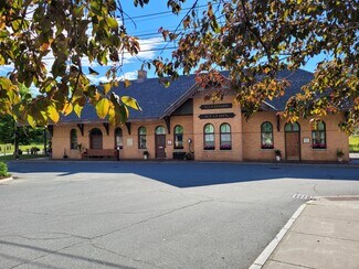 Plus de détails pour 26 Depot Ave, Windsor, VT - Local commercial à vendre