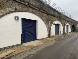 Plus de détails pour Arch 3-5 Culvert Pl, Londres - Industriel/Logistique à louer
