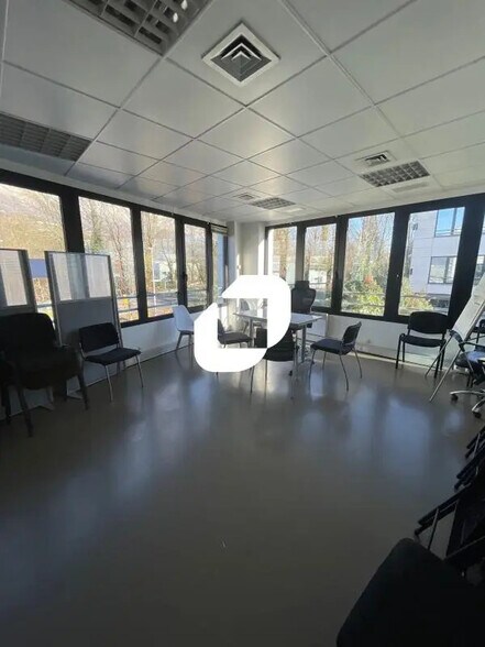 Bureau dans Meylan à louer - Photo intérieure – Image 3 sur 10