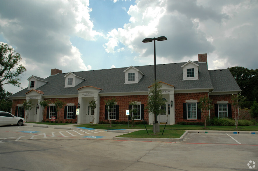 211 E Southlake Blvd, Southlake, TX à louer - Photo de l’immeuble – Image 3 sur 24