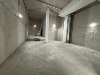 Plus de détails pour Local commercial à vendre